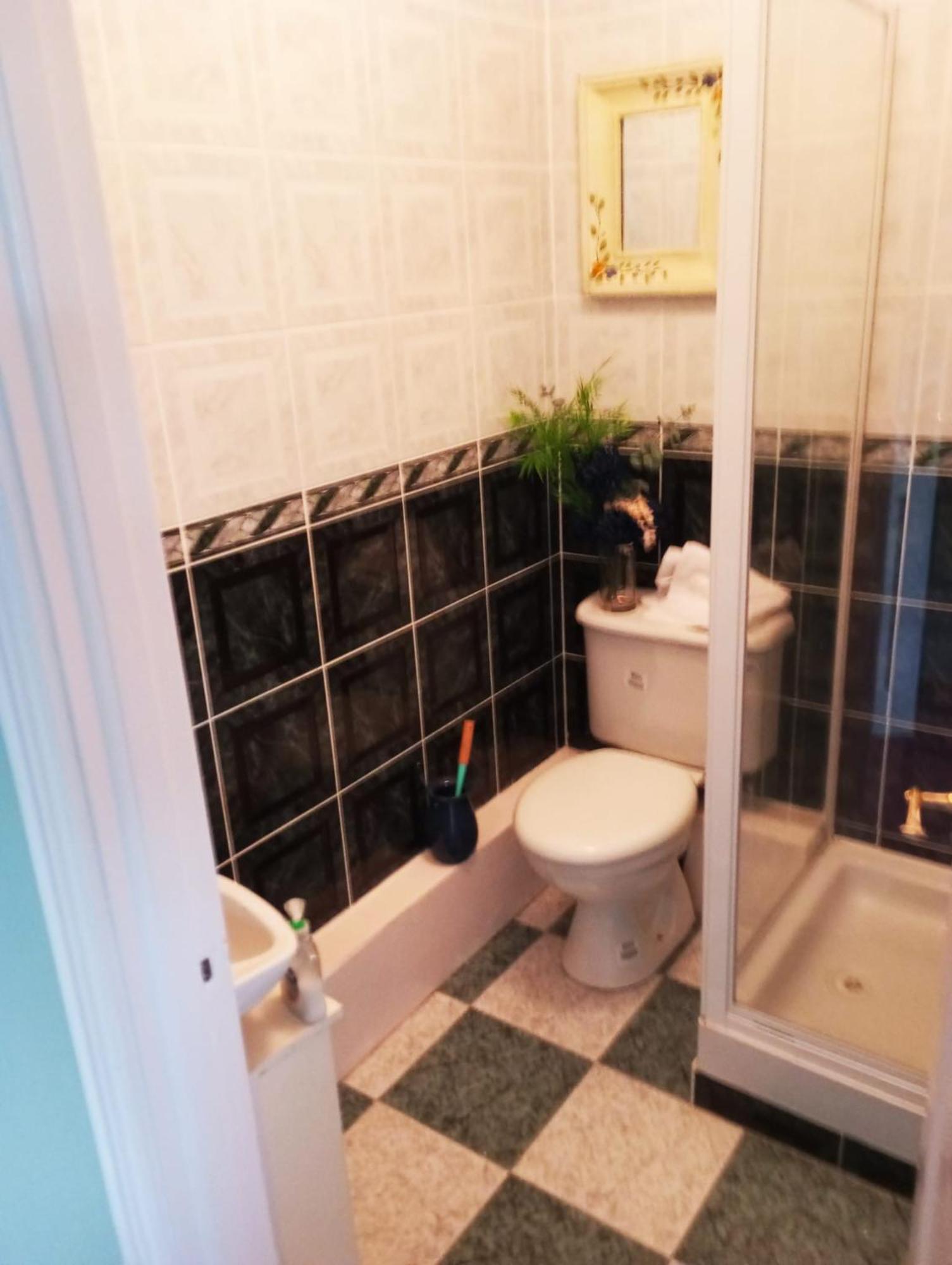 Hardwood Hall كينيغاد المظهر الخارجي الصورة
